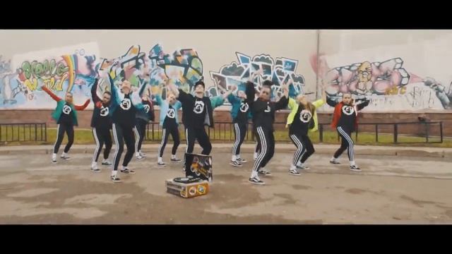 Монатік давай танцуй❤️ смотреть онлайн