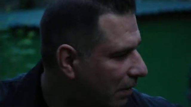 Кормление ручного воронёнка на улице Подбельского смотреть онлайн