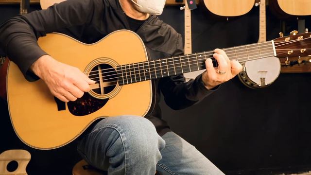 Martin OM-28-MOD-DLX Orchestra Acoustic Guitar (#2302250) смотреть онлайн