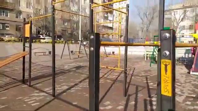 Темиртау, строительство спортивной площадки по пр. Металлургов, 3 смотреть онлайн