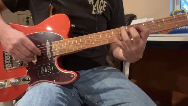 Fender Player Plus Nashville Telecaster Aged Candy Apple Red Noiseless Pickups смотреть онлайн