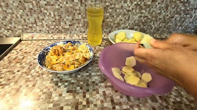 Как Просто, Вкусно и Красиво Запечь Картошку с Курицей в фольге. смотреть онлайн