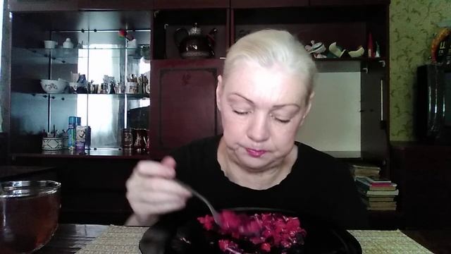 РОЛИК С ОПОЗДАНИЕМ?.#mukbang #венигрет