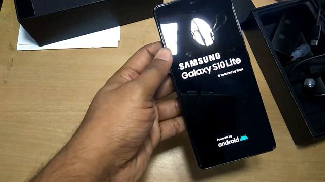 Samsung galaxy s10 lite 512GB new variant unboxing quick review in hindi | it Shubhankar смотреть онлайн