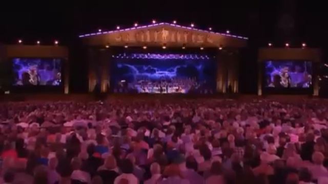 Andre Rieu With Jermaine Jackson Live In Maastricht 2013 Smile English