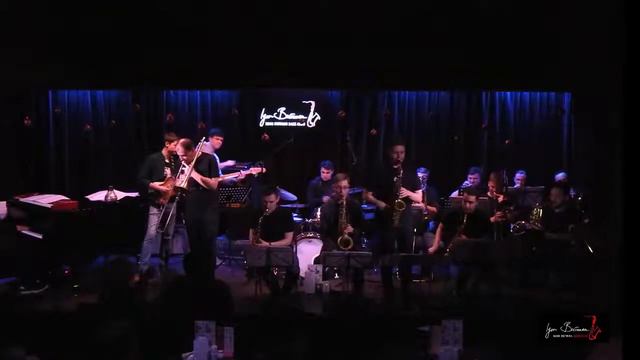 Sergey Dolzhenkov Quintet4 Января, Пн / 20:30 смотреть онлайн