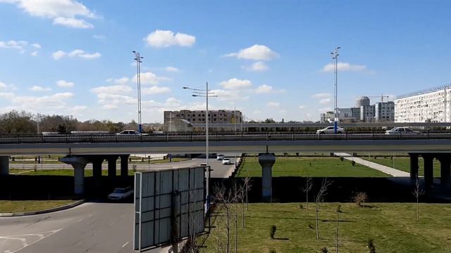 Ташкент. Апрель 2021 год. Улица Себзар. смотреть онлайн