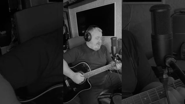 Константин Золотов - "Старый клен" (муз. А. Пахмутова, стихи М. Матусовский) смотреть онлайн