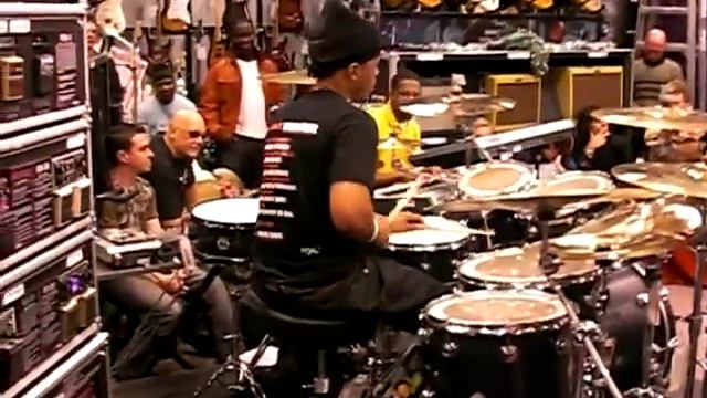 Tony Royster Jr. at GC 2009 Regional FInals in B'klyn- Dec. 3, 2009 смотреть онлайн