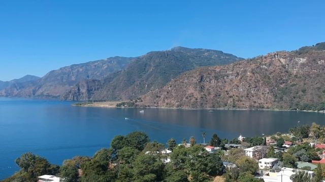 Хочешь выбраться из нищеты? Утопи свою лодку! Притча о рыбаке. смотреть онлайн