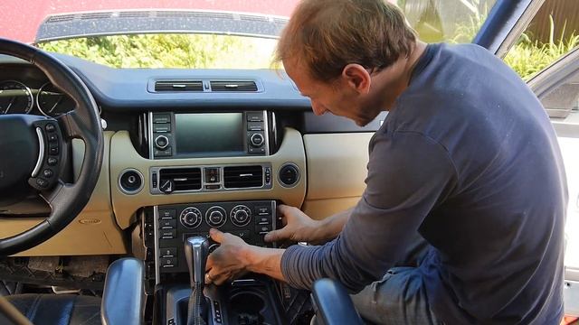 Рестайловый климат контроль в дорестайловый Range Rover смотреть онлайн