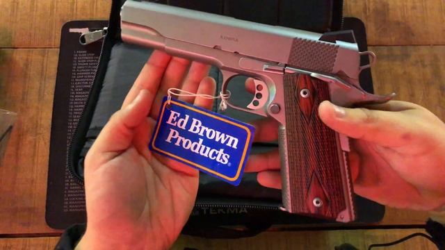 Ed Brown Kobra Unboxing смотреть онлайн