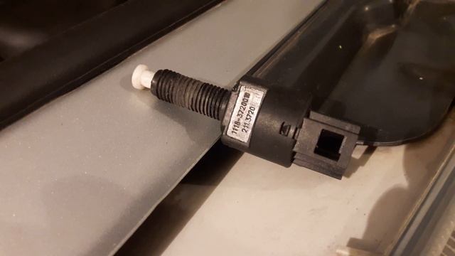 Датчик педали тормоза евро -4 проблемы регулировки сободного хода педали тормоза ошибка P0504! смотреть онлайн