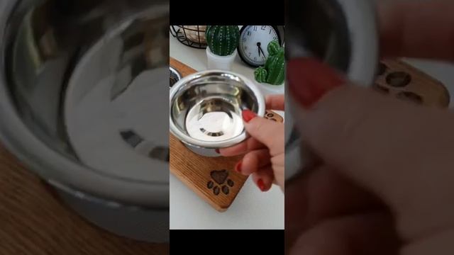 Миска на подставке / Миска для животных тройная / Миска для собак / Миска для кошек/ 200мл смотреть онлайн