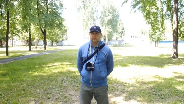 OLYMPUS OM-D для профессионалов 9 ( Panasonic 25mm F1.7) смотреть онлайн
