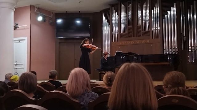 Виктория Штаненко (альт) - Дж. Энеску "Концертная пьеса" смотреть онлайн