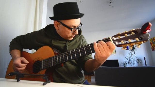 Moonriver - Classical Guitar, Fingerstyle, G-Major смотреть онлайн