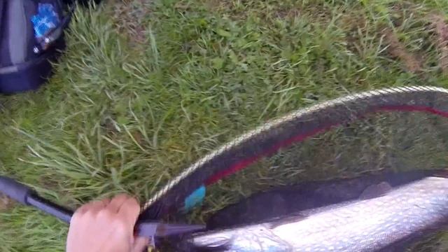 Tips on ultra light fishing. How to play a pike on light gear (video 47) смотреть онлайн