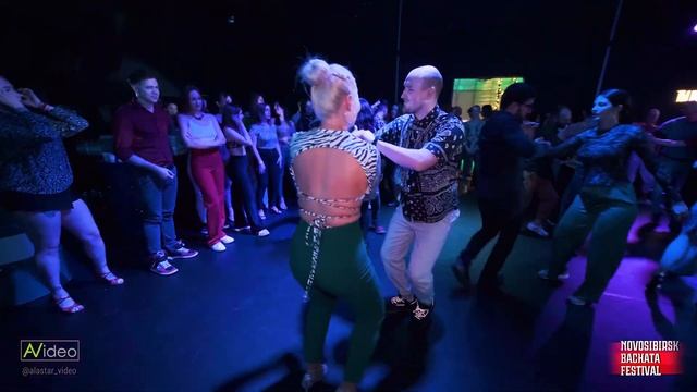 Jr | Tesoro | Yakov Tselishev & Natalia Chertovskikh | Novosibirsk Bachata Festival 2022 смотреть онлайн