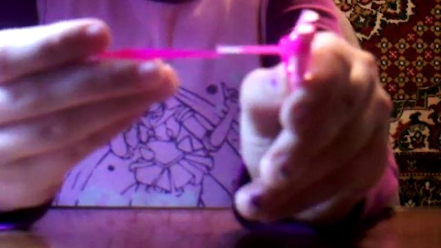 Плетение браслетиков из резинок. смотреть онлайн