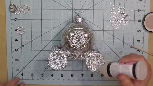 Princess Carriage Christmas Ornament Day 10-2021 смотреть онлайн