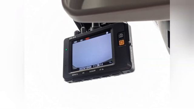ルノー トゥインゴ ルコックスポルティフ 限定100台　ブラン クオーツ смотреть онлайн