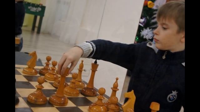 ШАХМАТЫ ДЛЯ ДЕТЕЙ ОМСК СТУДИЯ МАСТЕР смотреть онлайн
