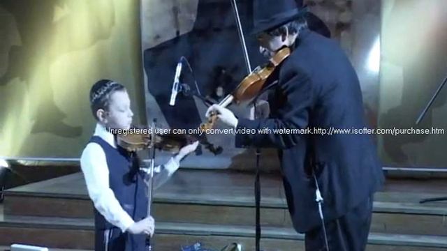 Mendik is playing by Sholom Lazar's bar-mitzva смотреть онлайн