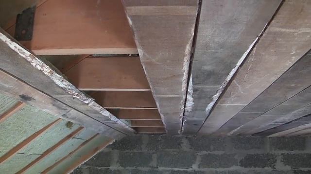 Вопрос для спецов: как на мансарде утеплить опилками? Дом из арболита смотреть онлайн