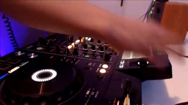Josh Louis Session Pulso Dj Set смотреть онлайн