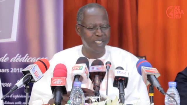 Sortie du livre de Mankeur Ndiaye, Mahammad Boun Abdallah Dionne témoigne sur... смотреть онлайн