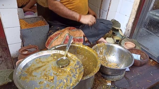 Kolkata Famous Chhangani Club Kachori| क्या ह असल सचाई ??|Indian Street Food @FoodieIncarnate