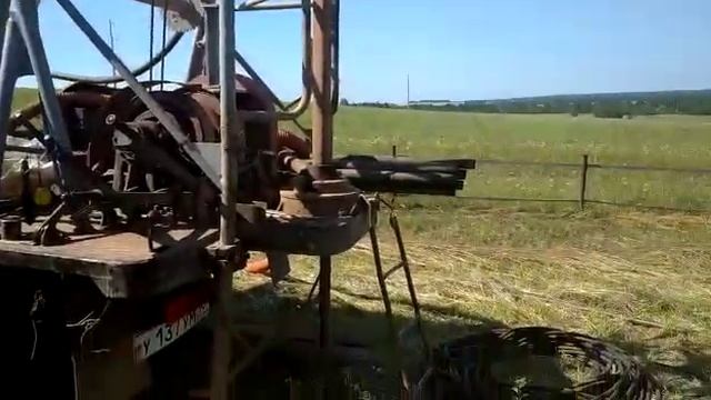 Установка скважинного насоса на водозаборной скважине смотреть онлайн