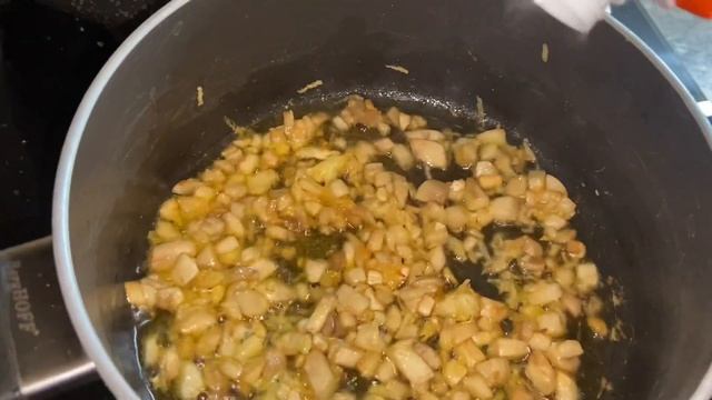 ГРИБНОЙ СОУС ИЗ ШАМПИНЬОНОВ СО СЛИВКАМИ И СЫРОМ| РЕЦЕПТ ГРИБНОГО СОУСА смотреть онлайн