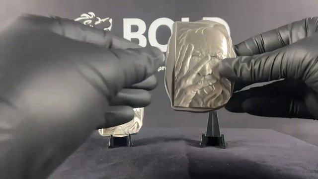 Silver 10 oz Argentia Thinking Man UHR Antiqued Round & UHR Round | BOLD Precious Metals смотреть онлайн