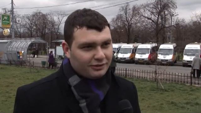 Опрос на улице о государственной и частной медицине смотреть онлайн