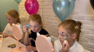 Мастер-класс для девочек - Блестящий макияж