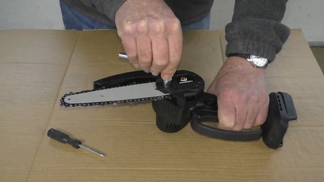 Setting Up A Violeworks Battery Powered Mini Chainsaw смотреть онлайн