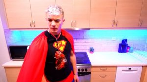 Стали СУПЕРГЕРОЯМИ на 24 Часа !