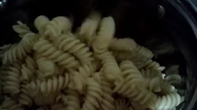Макароны с сыром и помидорами / вегетарианский рецепт пасты / паста готовим быстро смотреть онлайн