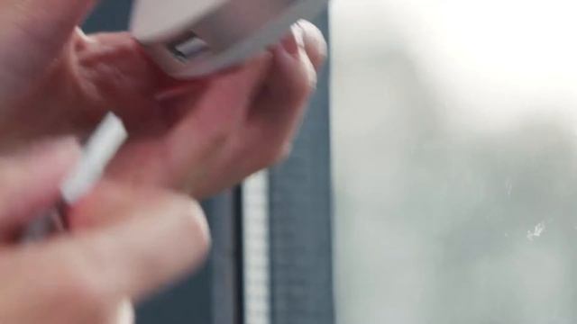 Зарядное устройство на солнечной батарее Notos, 2200 mAh смотреть онлайн