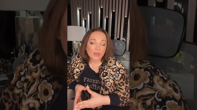 «Хотела помочь - похоронила…» смотреть онлайн