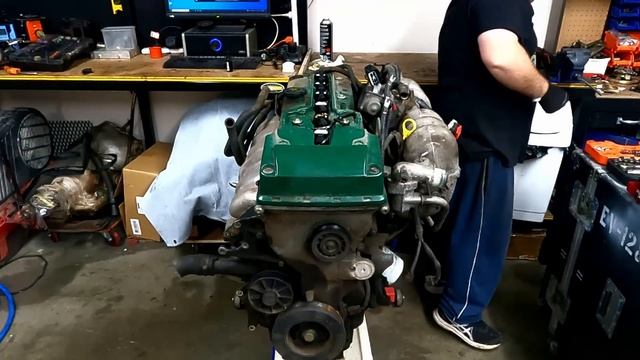 Comparing Ford Barra Green Tops