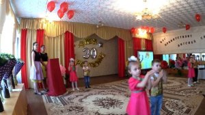 Танец с буквами «Антошка» - песня «Детский сад - это домик для ребят!»