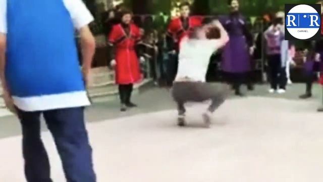 Break Dance vs Lezginka / Лезгинка и Брейк Данс смотреть онлайн