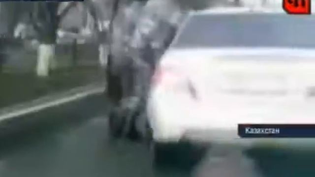 Муж протащил жену за машиной по асфальту funny video смотреть онлайн