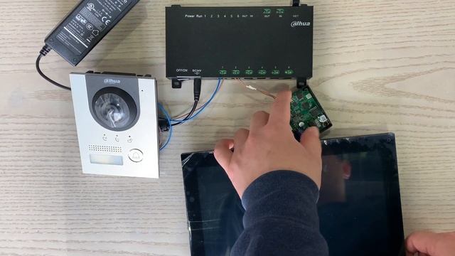 test dahua VTO2202F-P 2-wire port work смотреть онлайн
