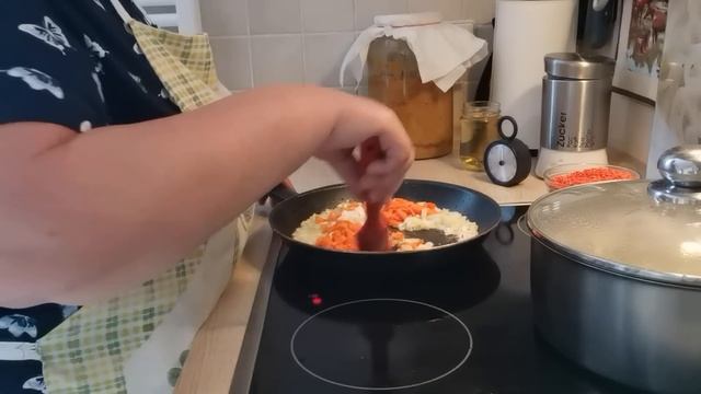 ВПЕРВЫЕ В ЖИЗНИ! СУП ИЗ ЧЕЧЕВИЦЫ!?? | #1072 смотреть онлайн