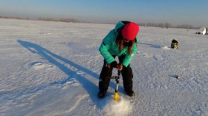 Пластиковый шнек под шуруповерт Тонар бурение