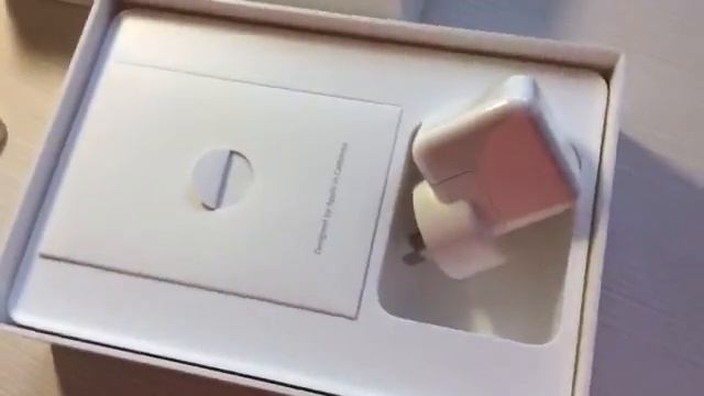 Распаковка iPad 3 смотреть онлайн